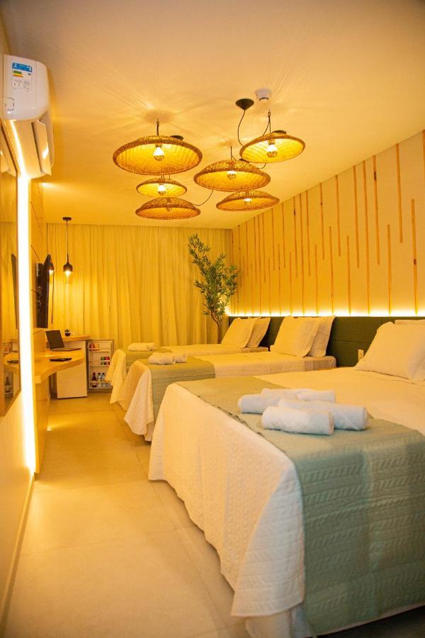 Hotel Aguas De *